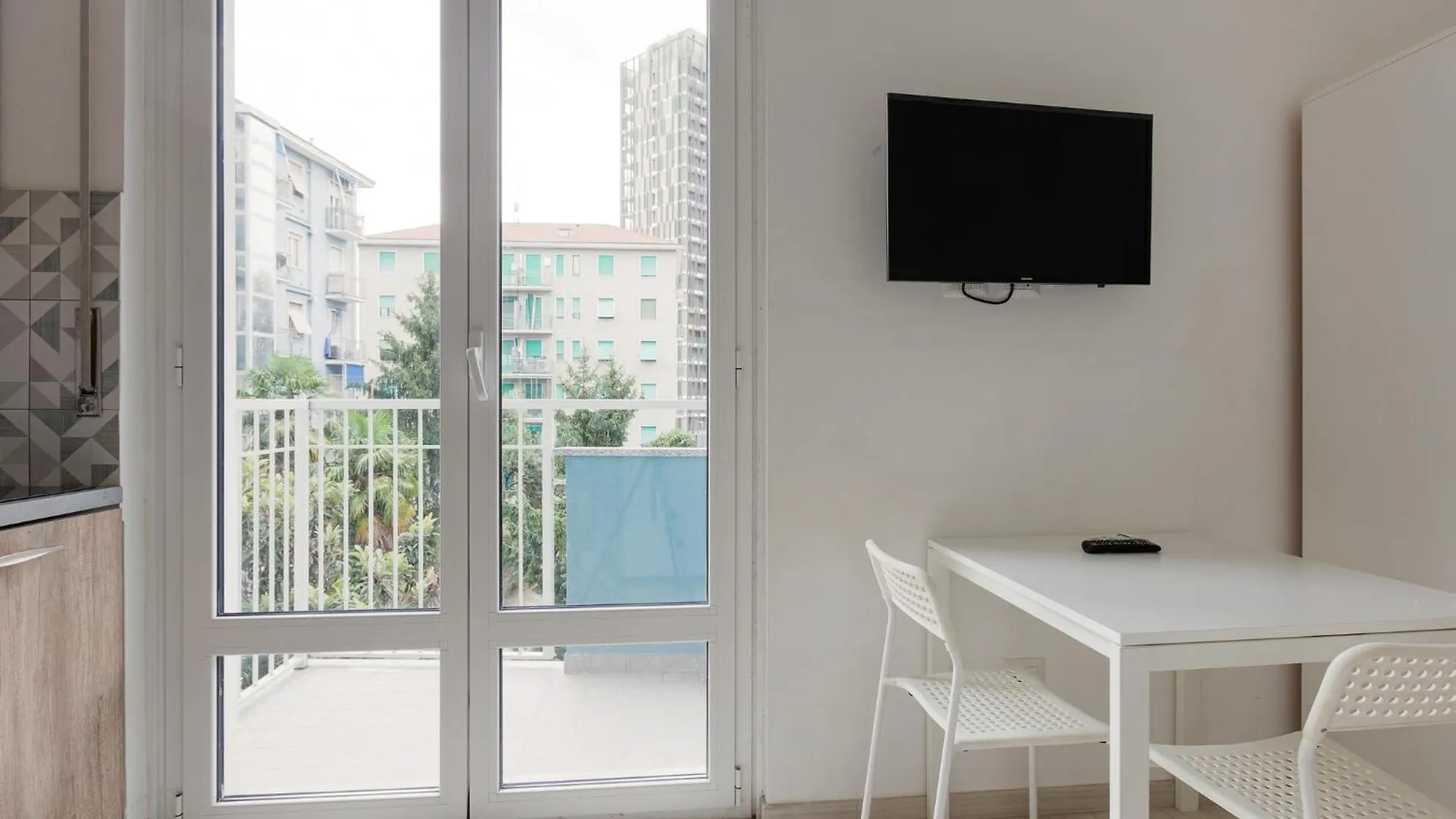 Cimiano M2 Cozy Studio With Balcony Milan